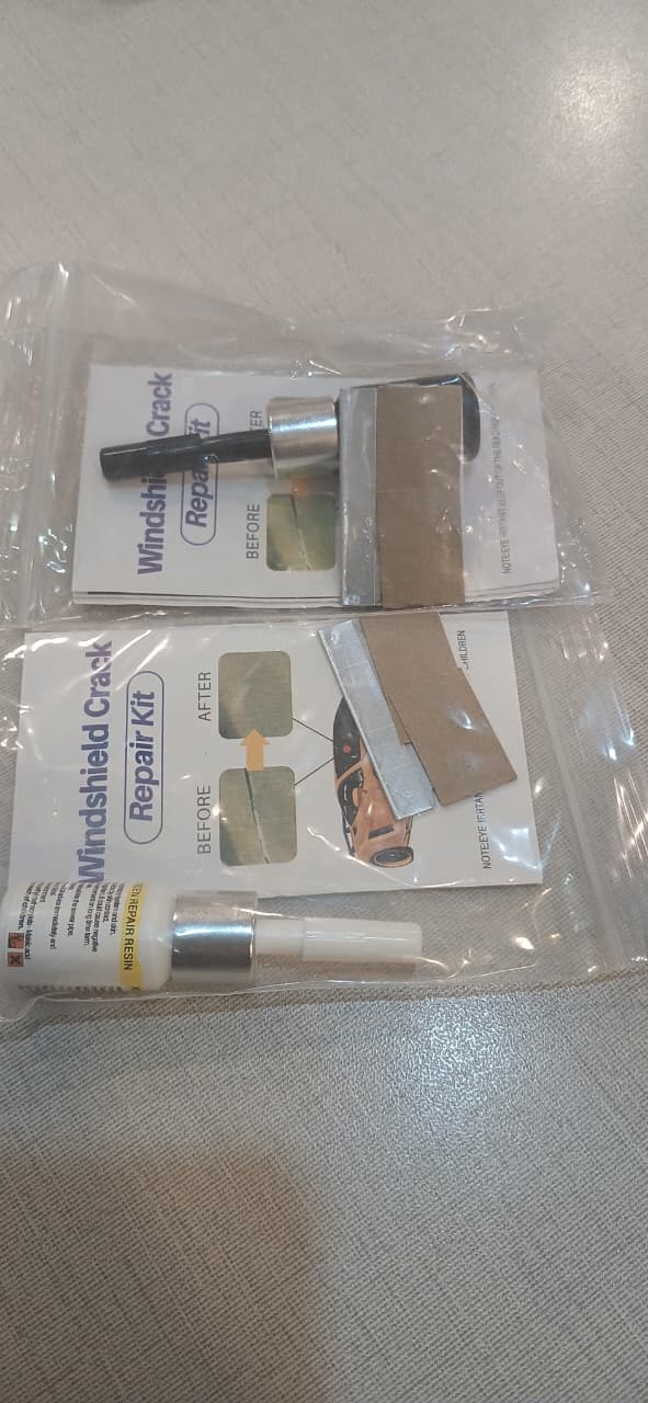 Windshield Crack Repair Toolkit – Car Glass Repair Kit for Small Chips and Cracks (Random Color)